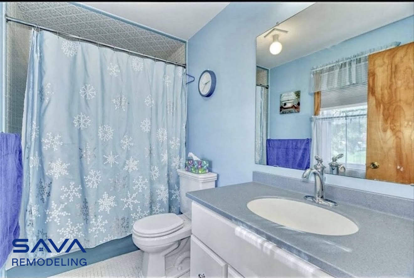 Floral Tile Bathroom Remodel — before