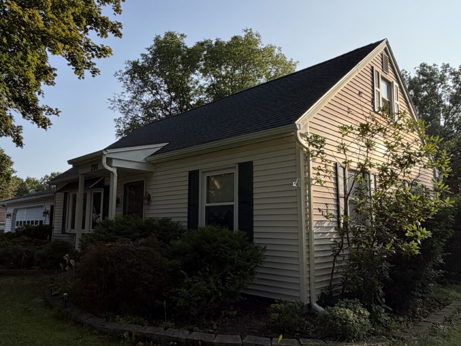 Vinyl siding replacement in Webster, NY ny SAVA Remodeling