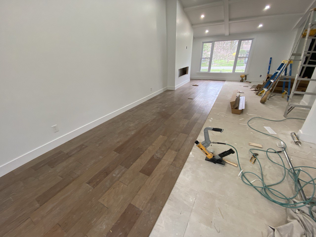 Open-Plan Plank Flooring